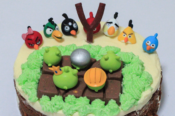 Angry birds birthday cake