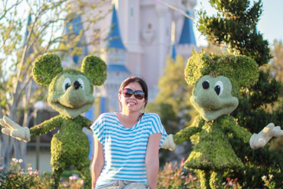 mickey & minnie topiary